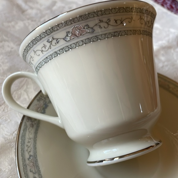 Lenox china Tea Cup & Saucer set Charleston Pattern Made in USA 1980-1989 - Picture 7 of 10